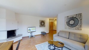 Fernseher, Kamin, Stereoanlage, Arbeitsbereiche