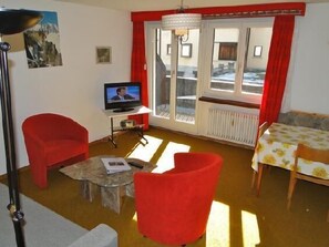 Télévision, chaîne hi-fi