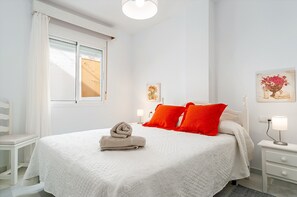 2 camere, ferro/asse da stiro, Wi-Fi gratuito, lenzuola