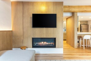 Interior - 2BD Remodeled Vail Condo | 5 Min to Gondola | Pool & Hot Tub (Vail)