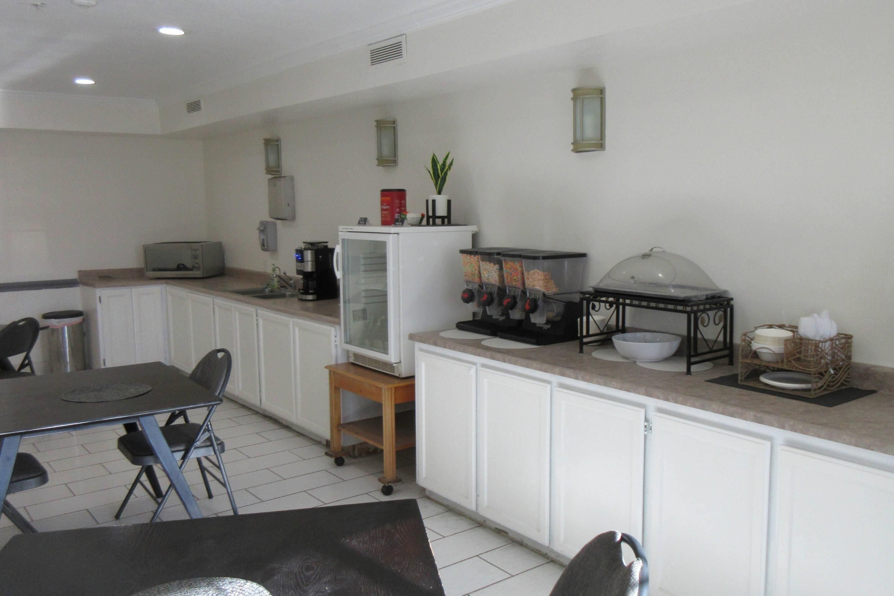 매일 테이크아웃 무료 아침 식사 포함