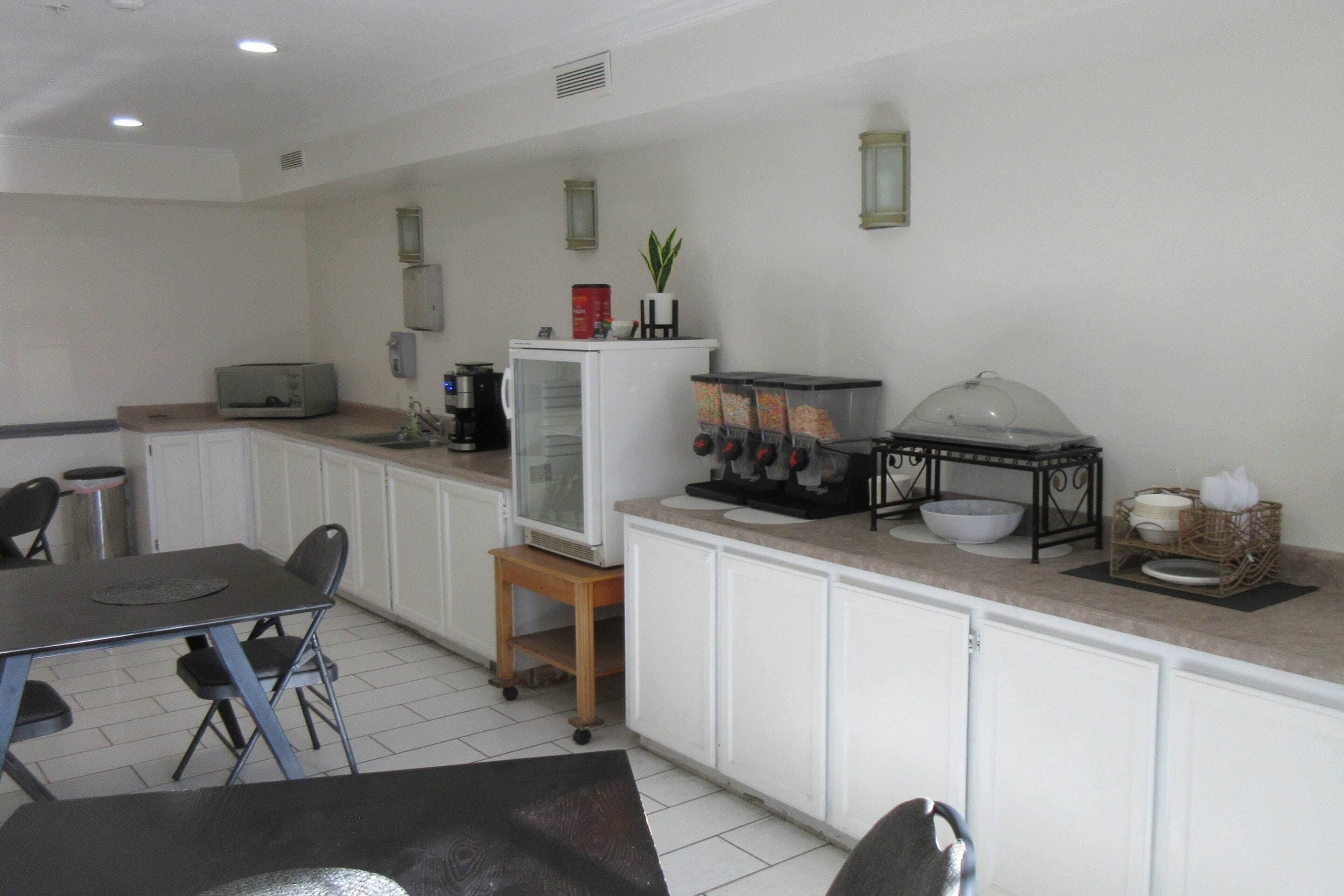 Frokost på farten er inkludert hver dag