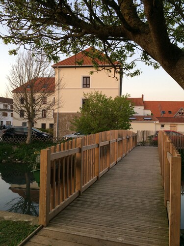 Charming apartment 200m from the beach