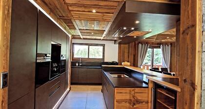 Chalet THOYA, Sybelles, 15 ihmistä, 7 makuuhuonetta, poreallas, kylpyläsauna