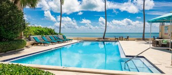 Eksklusiv Key West Beach Front ~ Fantastisk utsikt over havet.