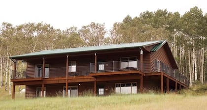 *Upper* Aspen Lakehouse Cabin at Skagway Reservoir