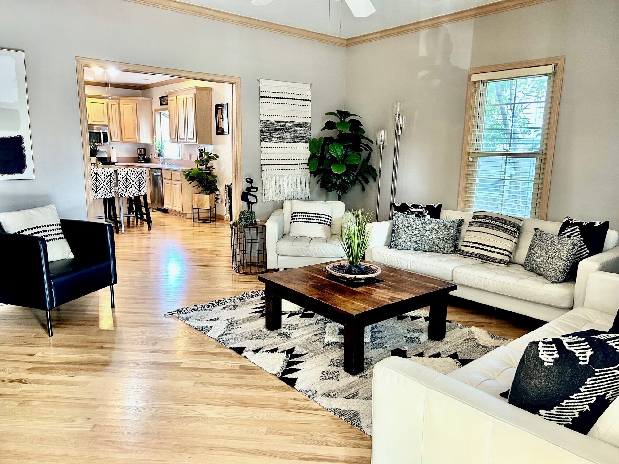 TV connectée, espaces bureaux