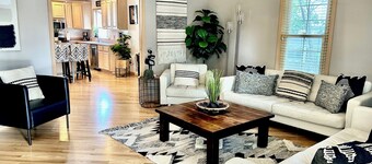 Special $ 100 off per nite WALK IT KAIKKI!* * 6 korttelin päässä Napa-keskustasta