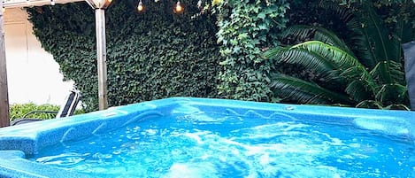室外 SPA 浴池