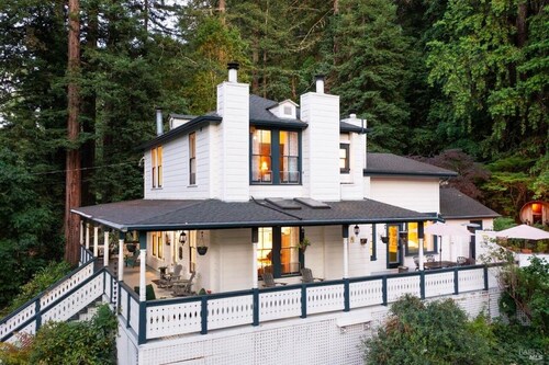 Relax by Russian River, spacious 6-bedroom retreat