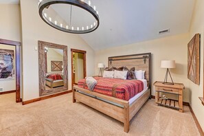 3 bedrooms, iron/ironing board, Internet, bed sheets