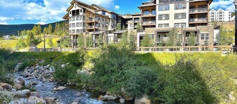 Steps from the lifts of Winter Park Base-Newly Remodeled Studio