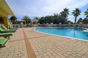 Indoor pool - Private Home Quiet Neighborhood Golf Cart (Fort Morgan)