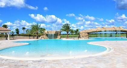 Lakewood National Condo. Convenient 1st floor unit with unlimited golf.