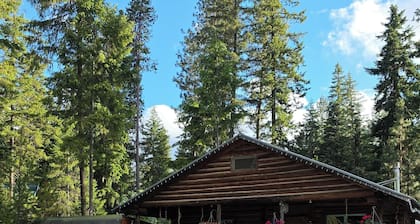 Die Forellenhütte am Ufer des Wenatchee
