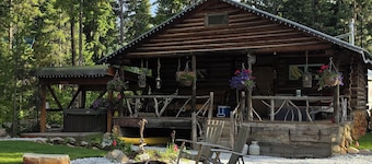 The Trout Shack on the banks of the Wenatchee River