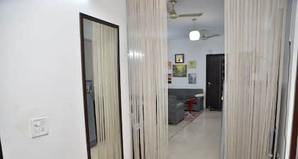 Artistic homestay - Your own Home