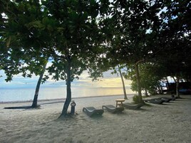 Beach/ocean view