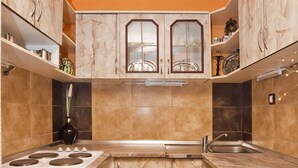 Panoramic Apartment, Sea View | Private kitchen | Coffee/tea maker, fridge, oven, stovetop - Apartments Admiral (Perast)