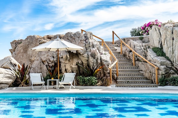Outdoor pool, open 8:00 AM to 9:00 PM, sun loungers