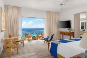 2 bedrooms, in-room safe, individually decorated, individually furnished