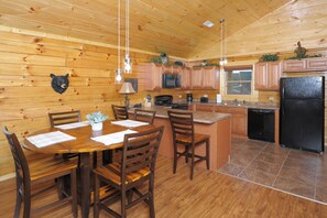 Fridge, microwave, oven, stovetop - City Lights With A Heated Private Indoor Pool & The Very Best Views! (Pigeon Forge)
