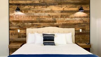 10 bedrooms, iron/ironing board, travel cot, WiFi