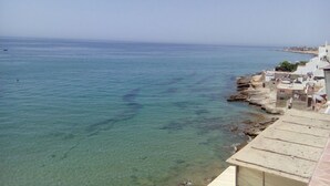 Beach/ocean view