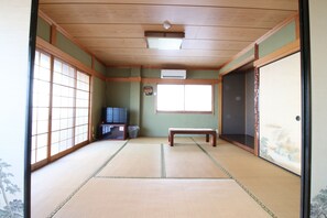 独立别墅 (Private Vacation Home) | 熨斗/熨衣板、免费 WiFi、床单