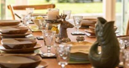 Rauhallinen Riverside-viiden makuuhuoneen mökki Somersetissä