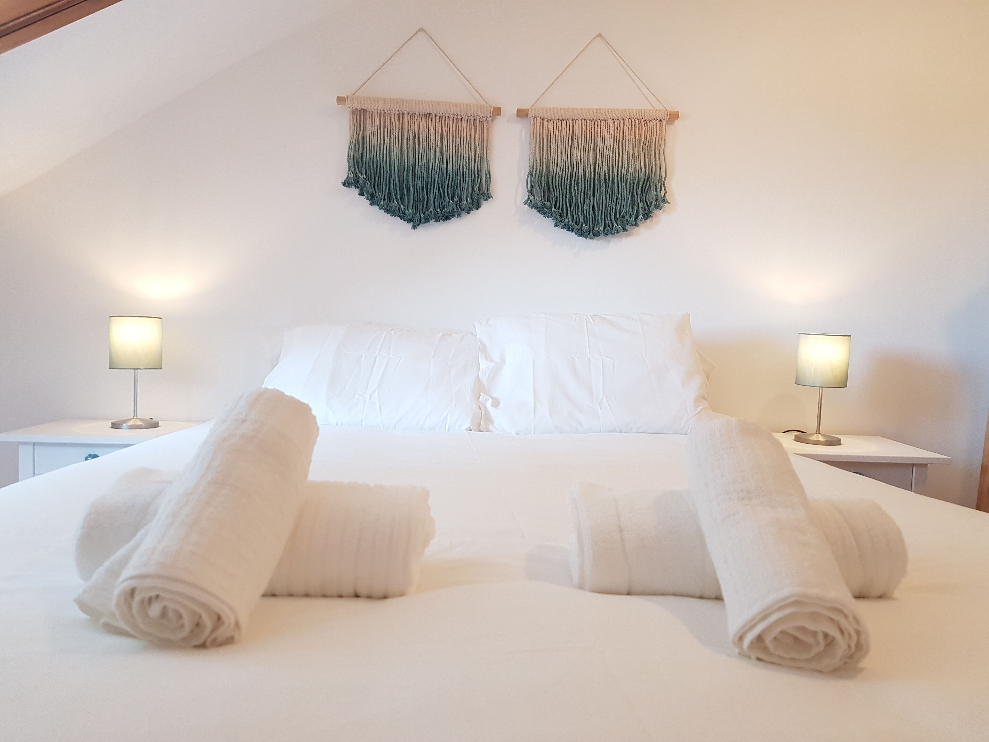 3 bedrooms, desk, iron/ironing board, free WiFi