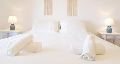 Keski- ja söpö asunto perinteisessä chaletissa