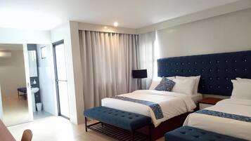 Premium Double Room | Premium bedding, in-room safe, desk, blackout drapes