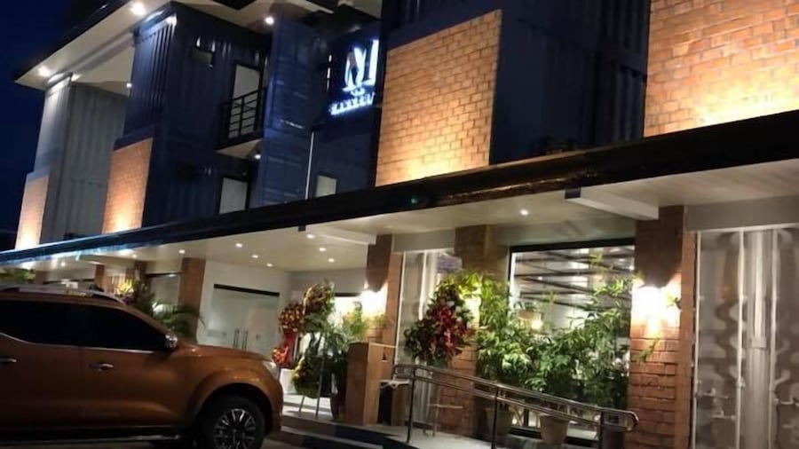 The Madeline Boutique Hotel & Suites