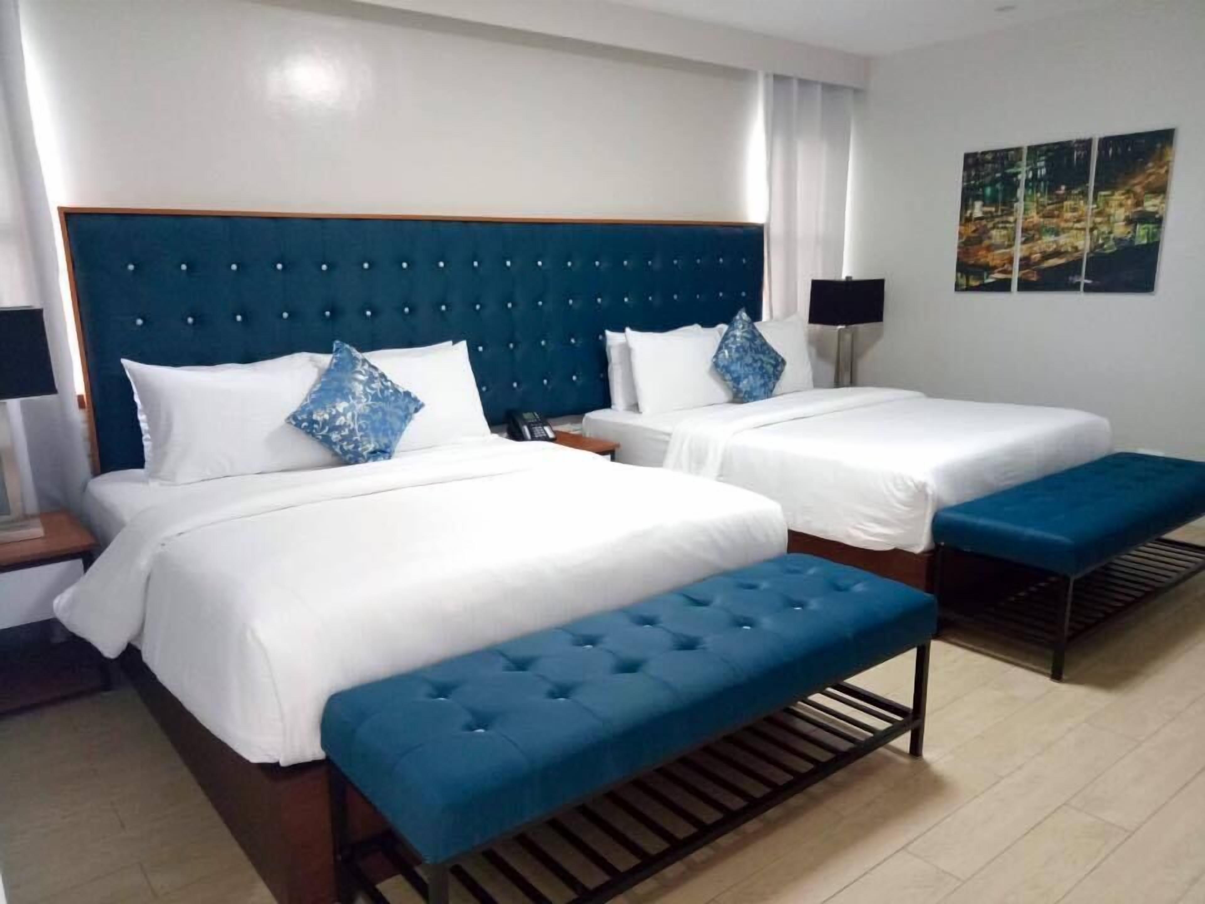 premium double room | premium bedding, in-room safe, desk, blackout curtains