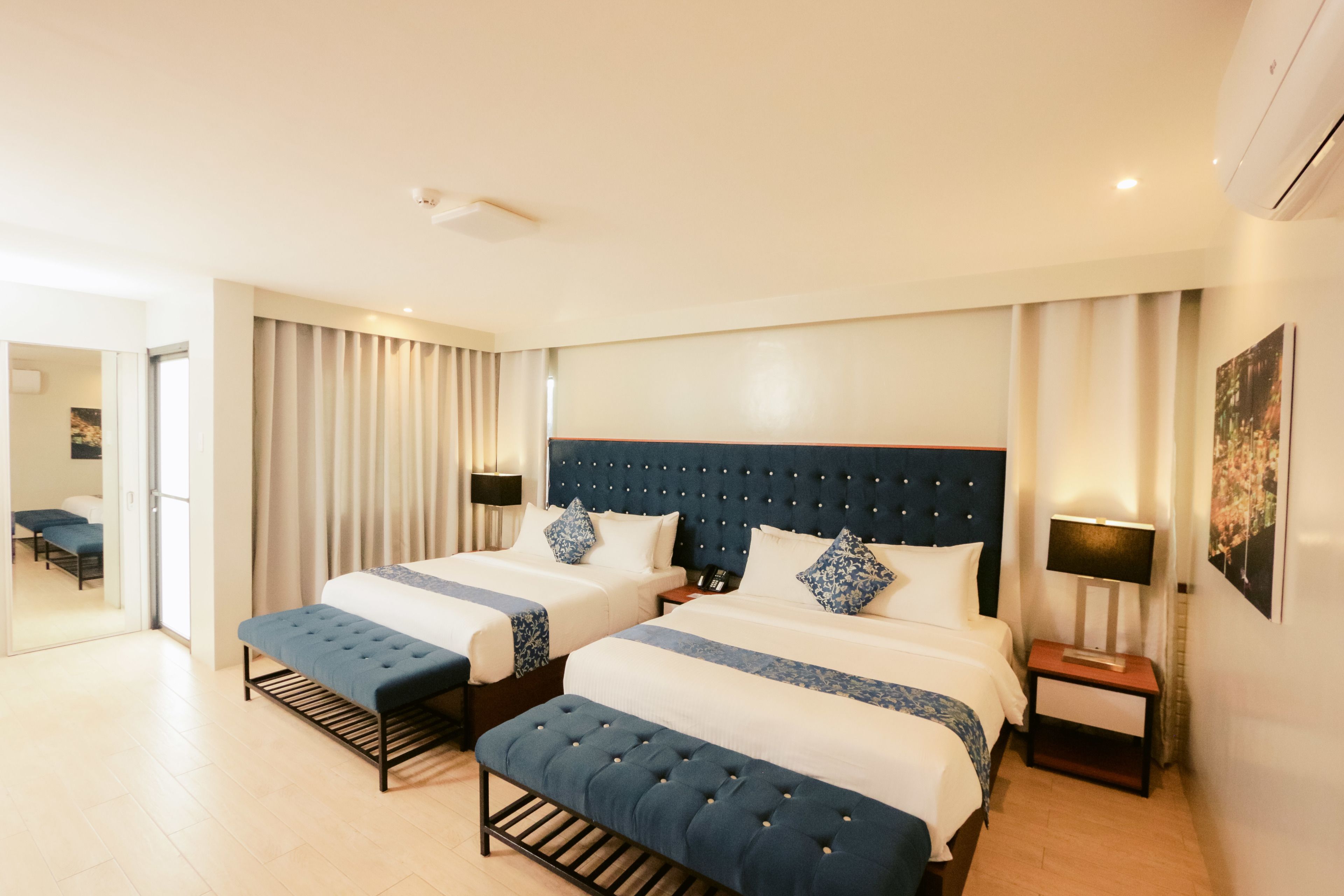 premium double room | premium bedding, in-room safe, desk, blackout curtains