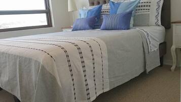 Deluxe Apartment, 1 Bedroom, Non Smoking, City View | 1 bedroom, iron/ironing board, bed sheets