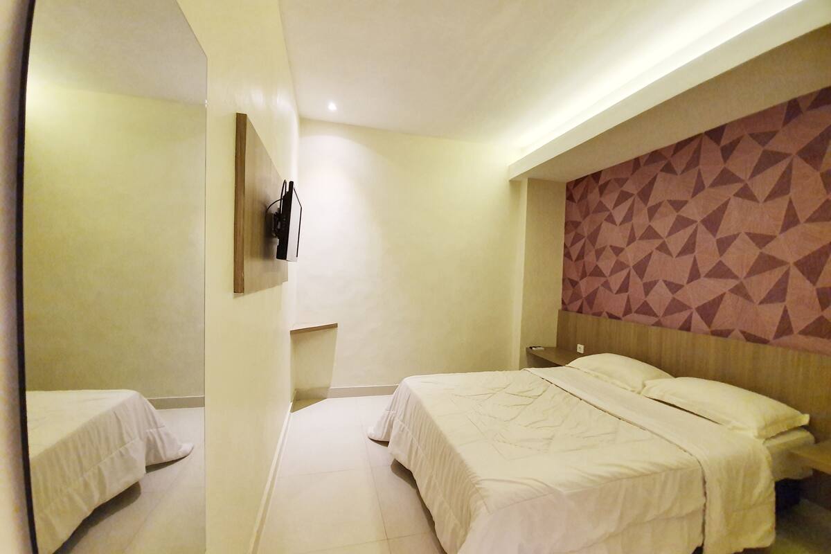 Basic Double Room, 1 Double Bed | WiFi (free), bed sheets