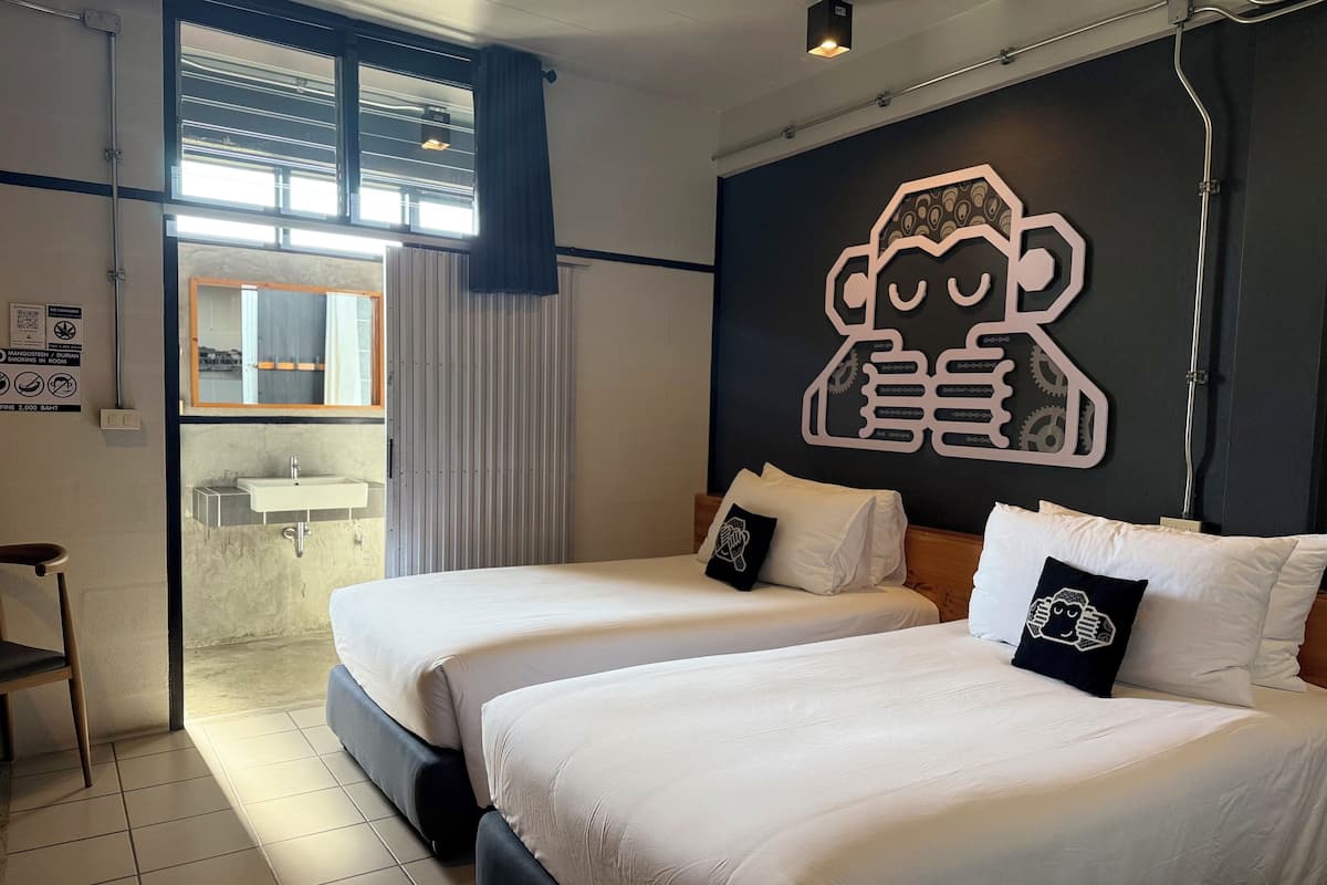 Standard Twin Room | Premium bedding, blackout curtains, free WiFi, bed sheets