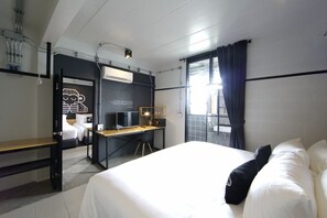 Family Room, Private Bathroom | Premium bedding, blackout curtains, free WiFi, bed sheets - Blu Monkey Hotel Suratthani (Surat Thani)