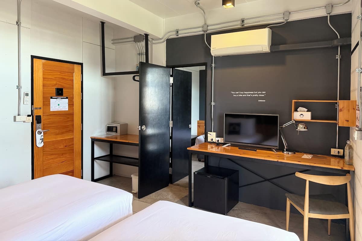 Family Room, Private Bathroom | Premium bedding, blackout curtains, free WiFi, bed sheets