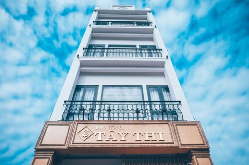 Hotel Tay Thi
