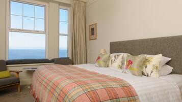 In-room safe, iron/ironing board, free WiFi