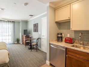 Interior - Riverwalk at Loon Studio with Kitchenette and Balcony | Sleeps 4 (Lincoln)