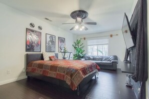 6 habitaciones, escritorio, tabla de planchar con plancha y wifi 