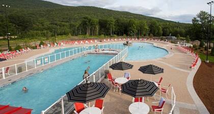 Riverwalk at Loon Luxury Studio with Full Kitchen | Sleeps 4