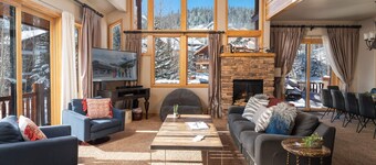 Costruito per famiglie divertenti | Splendido arredamento | 17 posti letto! | Vista sul pendio