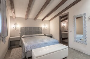 5 habitaciones, cuna de viaje y wifi gratis 