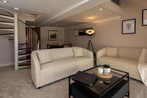 Een televisie en een dvd-speler