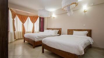 Habitación estándar con 1 cama matrimonial o 2 individuales | 4 habitaciones y sábanas de algodón egipcio